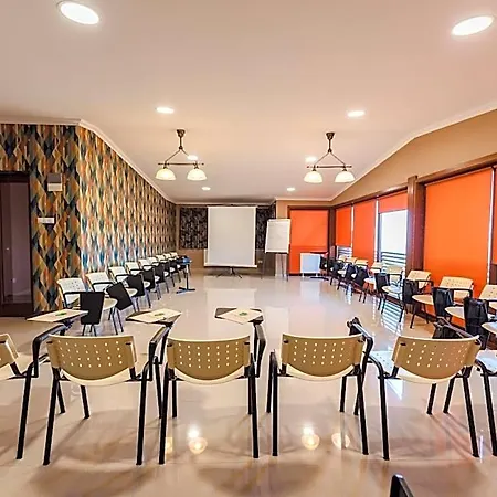 La Mesteceni & Loc Cu Stari De Bine, Adult Only Ξενοδοχείο